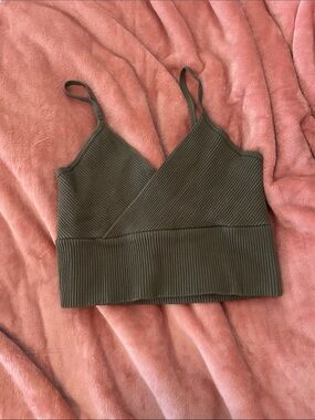 Ribbed V-Neck Cropped Tank Top - Olive
